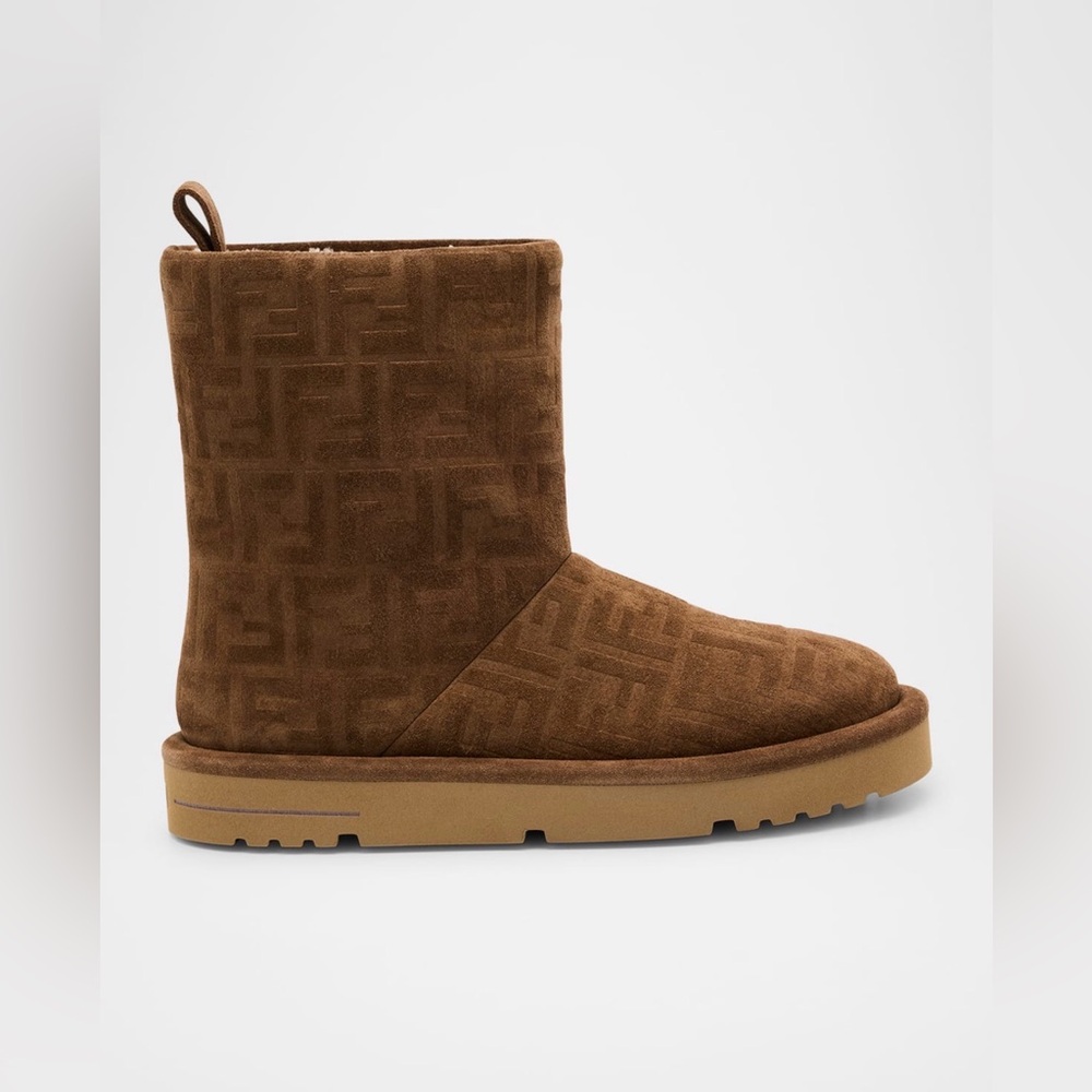 NWB Fendi Shearling Boots